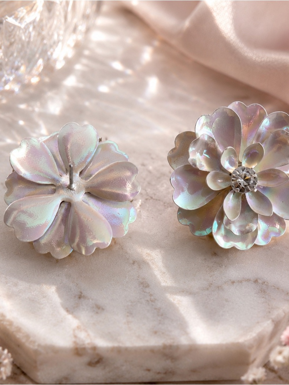 Iridescent White Floral Stud Earrings - Brand - Picture 4 of 5